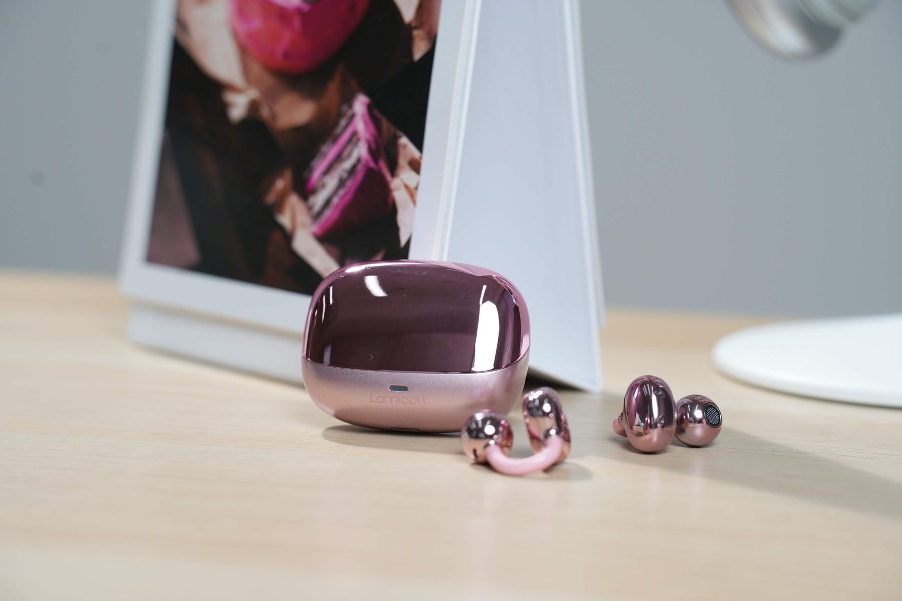 Lamicall Earbuds Open Ear Wireless Bluetooth 5.4 Headphones with Mic,Wireless Headsets For Smartphones,Noise Cancelling,Sports Ear Buds,Comfortable for Small Ears & Glasses Wearers,Workouts